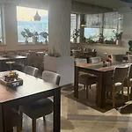 Set Konukevi Kösice