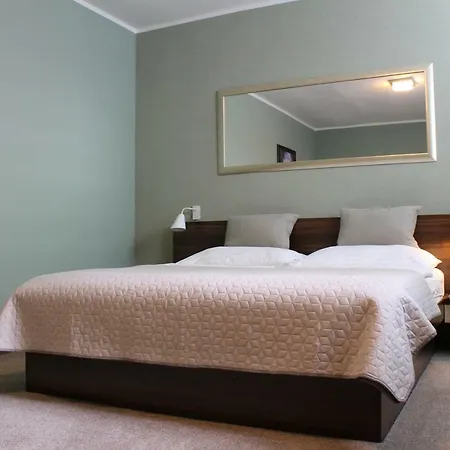 Set Penzión pre hostí