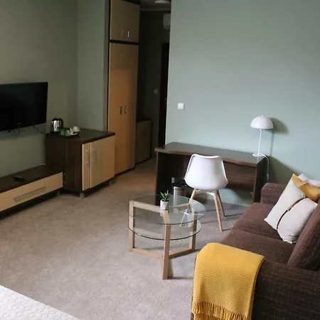 Penzión pre hostí Set